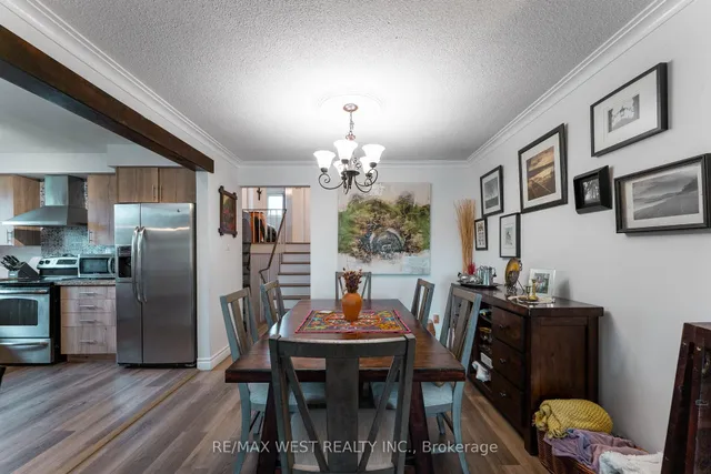 Additional image 14 of 330 Pellatt Ave