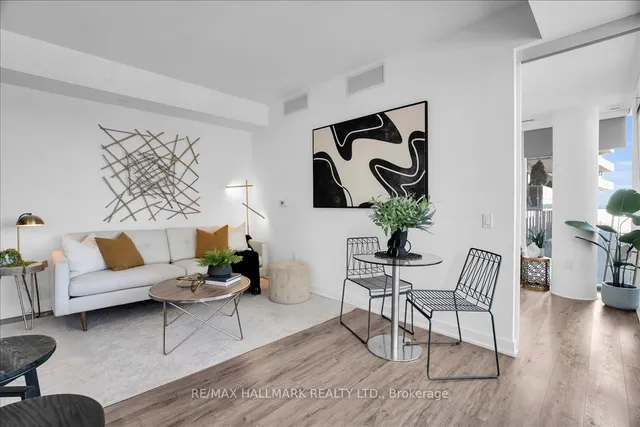 Additional image 11 of 15 Queens Quay Unit 311