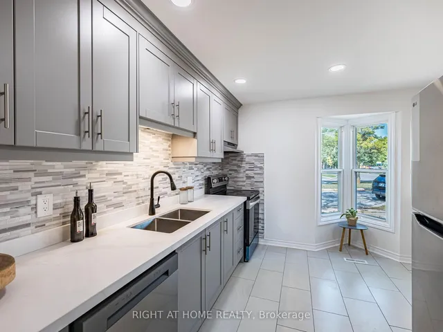 Additional image 11 of 2 Giles Crt