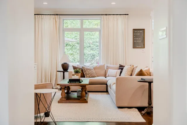 Additional image 10 of 34B Long Cres