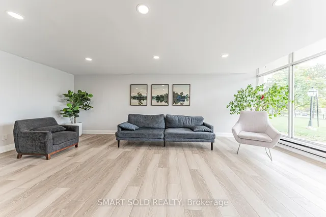 Additional image 4 of 2550 Pharmacy Ave Unit 1212