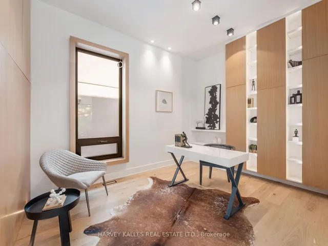 Additional image 10 of 585 Bedford park Ave