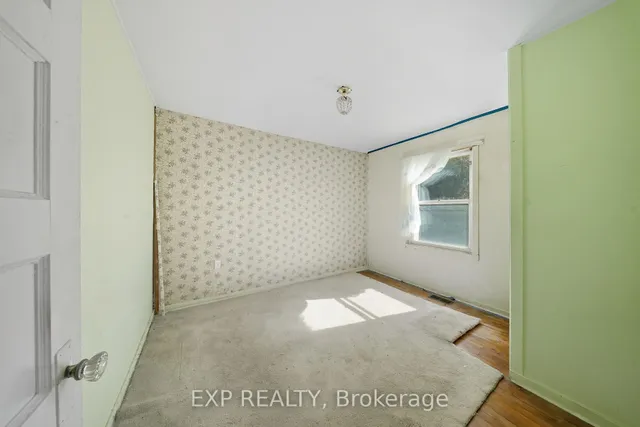 Additional image 5 of 35 Glen Rd