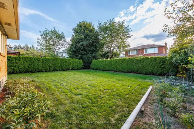 Additional image 38 of 122 Collinson Blvd