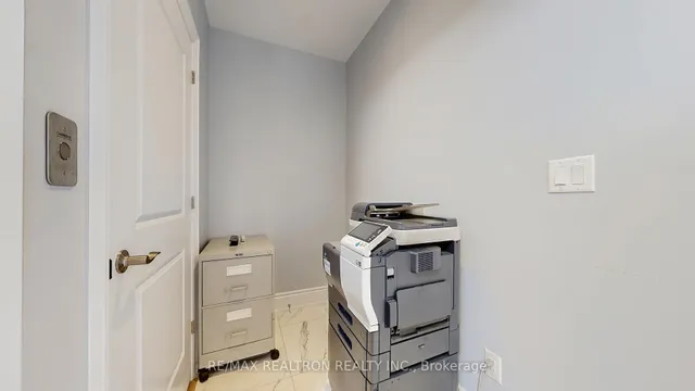 Additional image 16 of 33 Marlena Dr