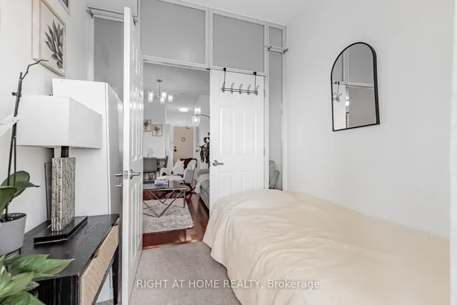 Additional image 15 of 18 Holmes Ave Unit 815