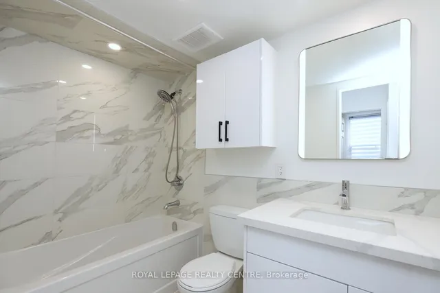 Additional image 19 of 551 The West Mall Unit 605