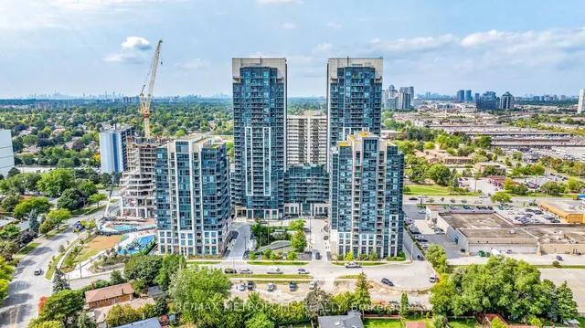 Additional image 39 of 10 Meadowglen Pl Unit 403