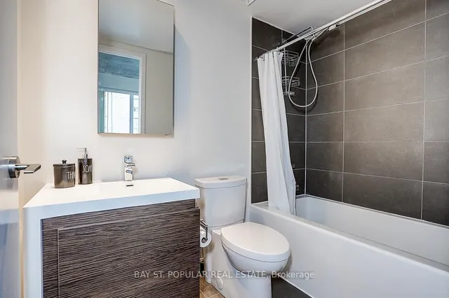 Additional image 19 of 1030 King St Unit 321