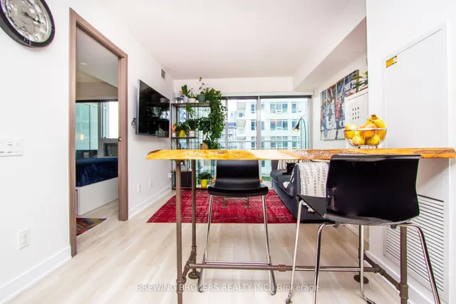 Additional image 21 of 17 Bathurst St Unit 1503