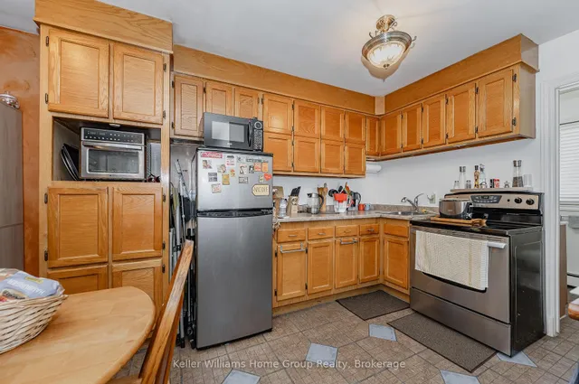 Additional image 28 of 107 East Ave