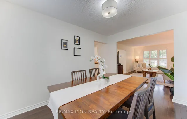 Additional image 9 of 43 Winding Way