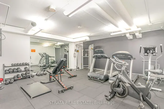 Additional image 11 of 95 Bathurst St Unit 615