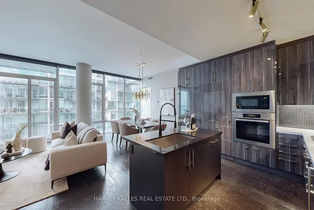 Additional image 18 of 29 Queens Quay Unit 813