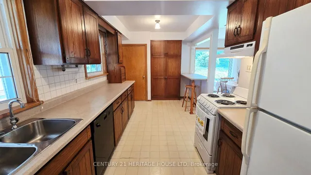 Additional image 19 of 627 Krug St
