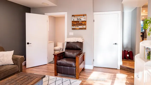 Additional image 29 of 55 Suffolk Ave