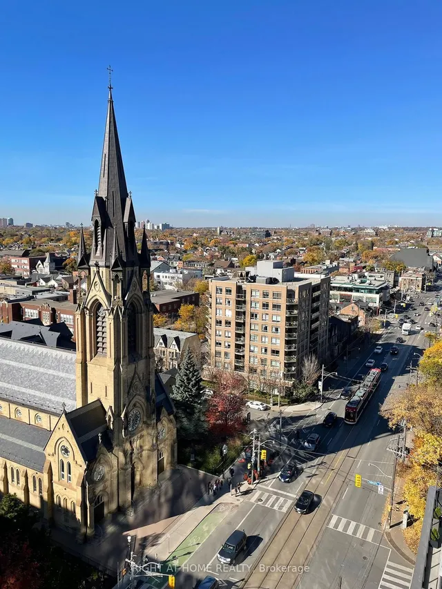 Additional image 27 of 111 Bathurst St Unit 1205