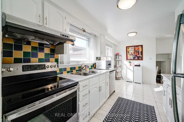 Additional image 16 of 122 Marilake Dr