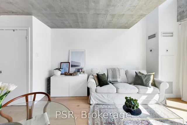 Additional image 16 of 954 King St Unit 511