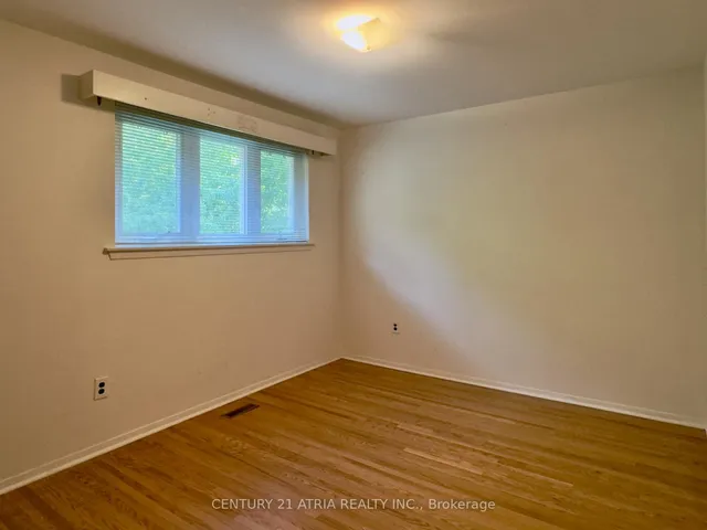 Additional image 25 of 35 Sonmore Dr