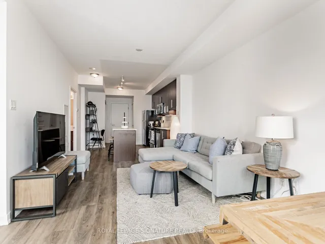 Additional image 7 of 1171 Queen St Unit 1208