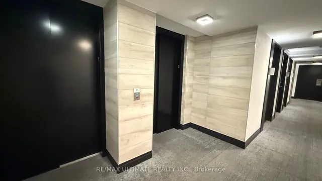 Additional image 21 of 1630 Queen St Unit 301