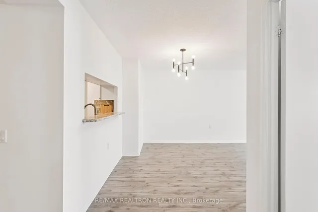 Additional image 28 of 650 Lawrence Ave Unit 735