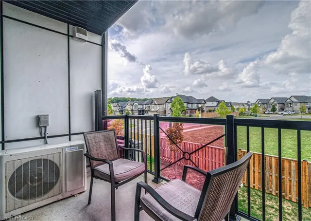 Additional image 19 of 155 Thomas Slee Dr Unit 1F