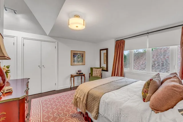 Additional image 33 of 137 Highbourne Rd