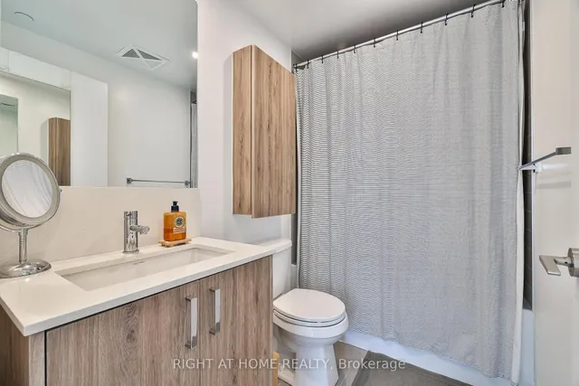 Additional image 5 of 1787 St Clair Ave Unit 720