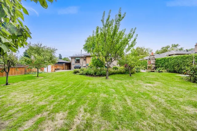 Additional image 32 of 8 Charnwood Rd