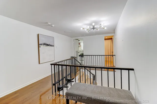 Additional image 16 of 360 Bloor St Unit 207