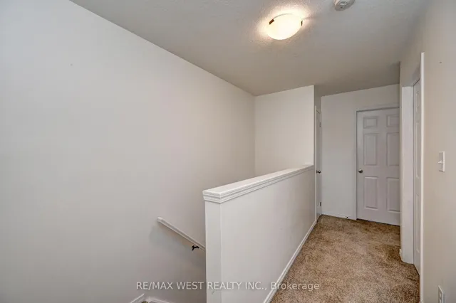 Additional image 21 of 21 Machado St