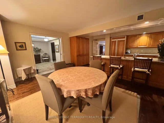 Additional image 7 of 3600 Yonge St Unit 524