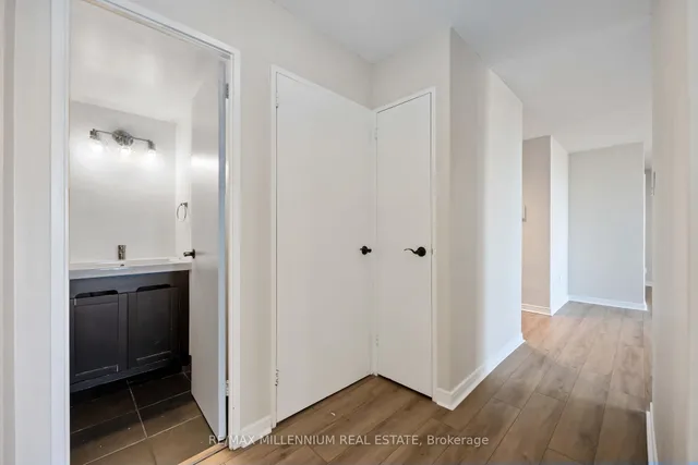 Additional image 33 of 362 The East Mall Unit 1907