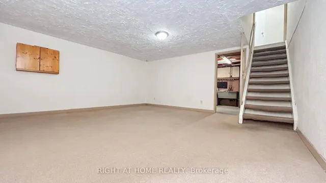 Additional image 41 of 160 Jansen Ave Unit 32