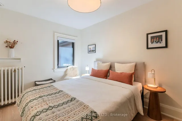 Additional image 27 of 109 Douglas Ave