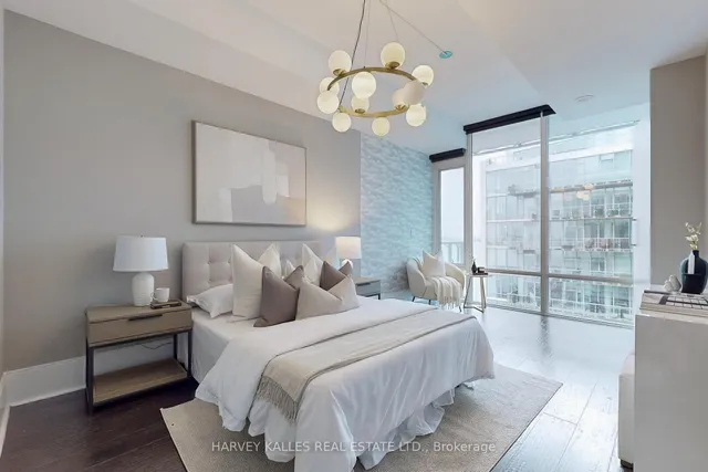 Additional image 27 of 29 Queens Quay Unit 813