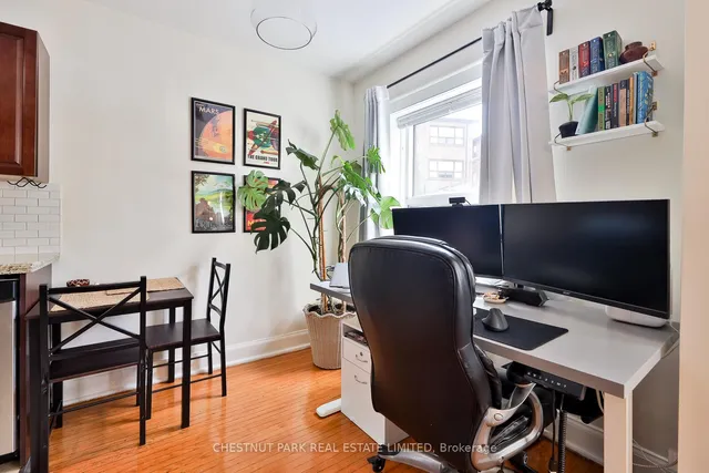 Additional image 11 of 1648 Bathurst St Unit 5