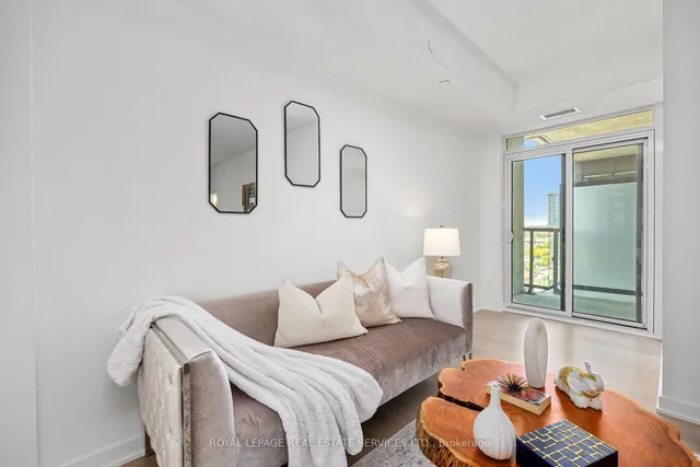 Additional image 6 of 859 The Queensway Unit 708