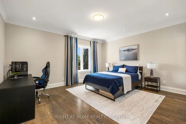 Additional image 27 of 316 Churchill Ave