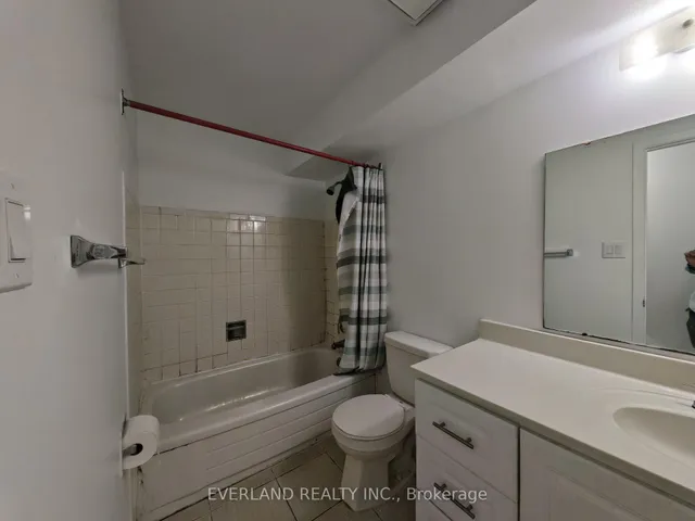 Additional image 12 of 18 Camberley Crt