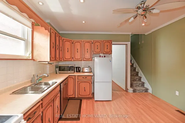 Additional image 6 of 295 Chisholm Ave