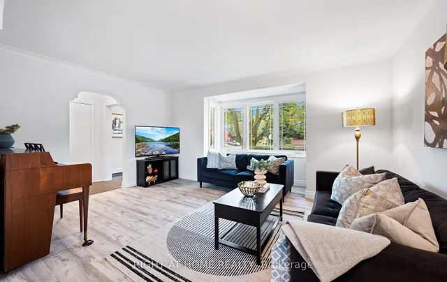 Additional image 10 of 10 Lady York Ave