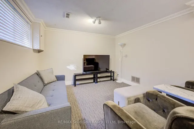 Additional image 24 of 211 Village Rd