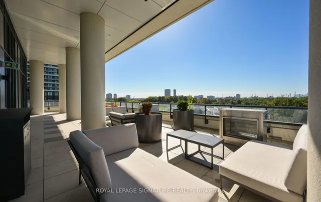 Additional image 43 of 10 In On The Park Dr Unit 105