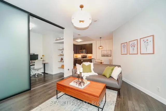 Additional image 27 of 19 Grand Trunk Cres Unit 201