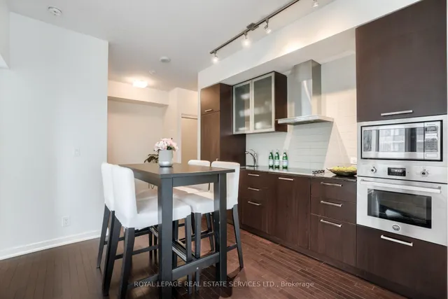 Additional image 10 of 12 York St Unit 407