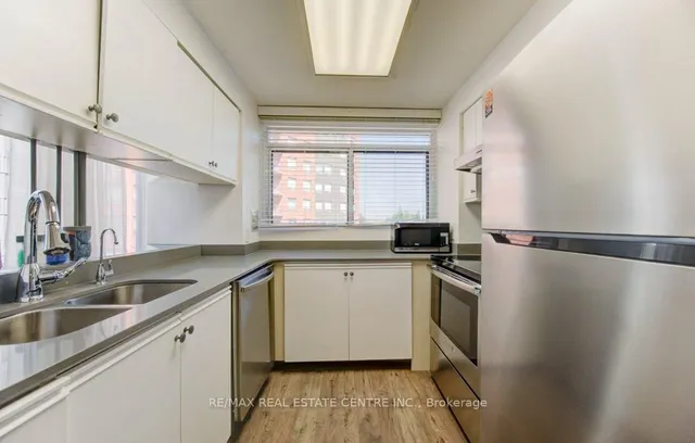 Additional image 13 of 20 Ellen St Unit 405
