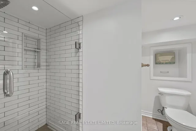 Additional image 25 of 79 Pitt Ave